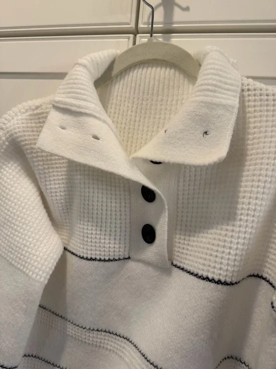 Commense Pull Over Sweater Black & White XS - Picture 4 of 10